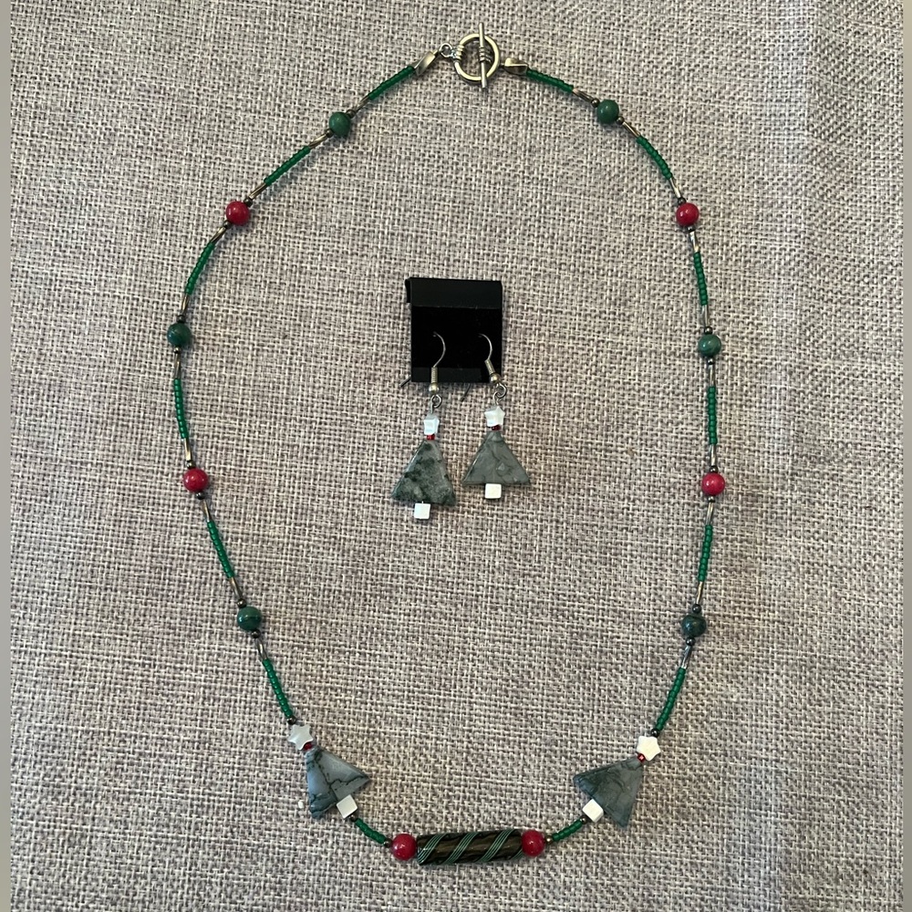 Festive Green, Red & Silver Beaded Necklace and Earring Set